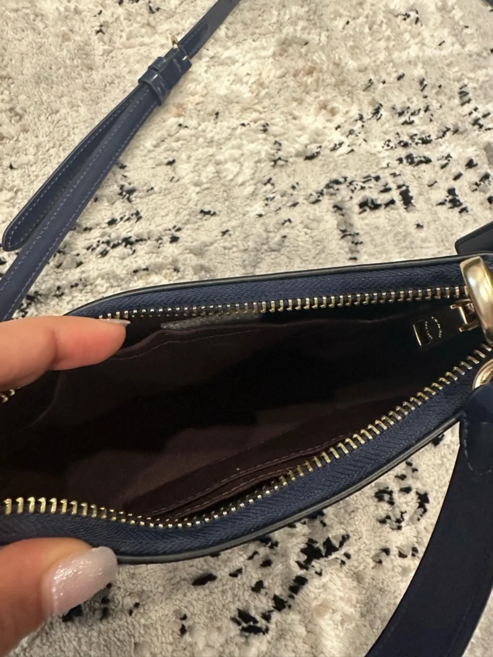 Coach Navy Patent Leather Mini Hobo Crossbody with Gold Hardware - Picture 4 of 5